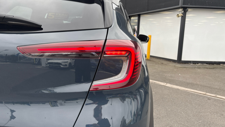 Renault Captur 1.0 TCE 90 SE Edition 5dr Petrol Hatchback